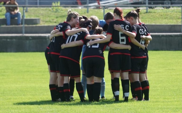 Frauen 1 gewinnen zum Auftakt in der Bezirksliga Schwaben